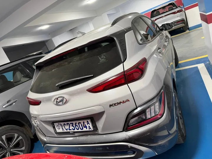 Hyundai Kona 2021 Automatic SUV – photo 4