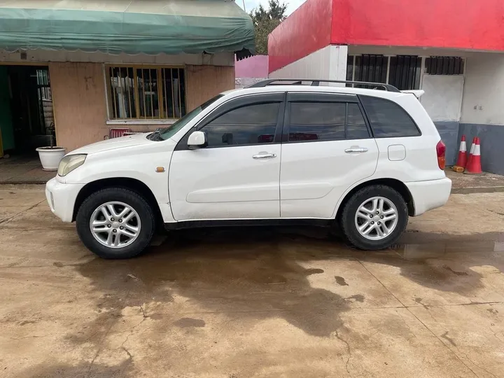 Toyota RAV4 2003 Automatic – photo 3