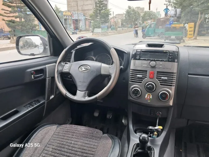 Daihatsu Terios 2010 Manual – photo 4