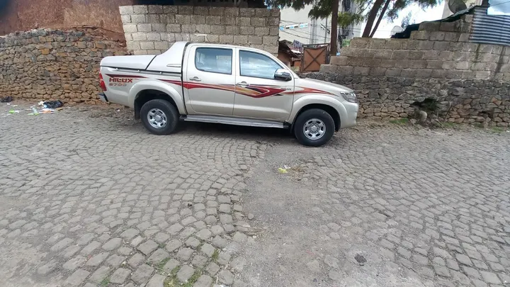 Toyota Hilux D4D Double Cab 2013 – photo 3
