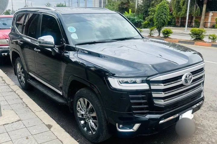 Toyota Land Cruiser 300 VX.R – photo 4