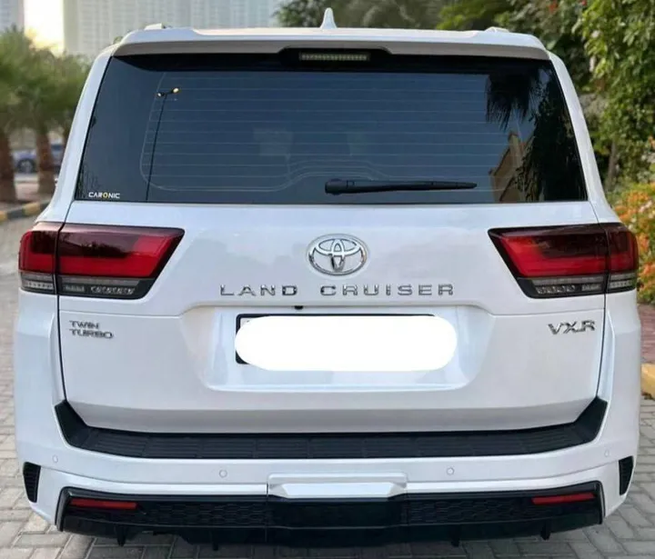 Toyota Land Cruiser V-XR 2023 – photo 5