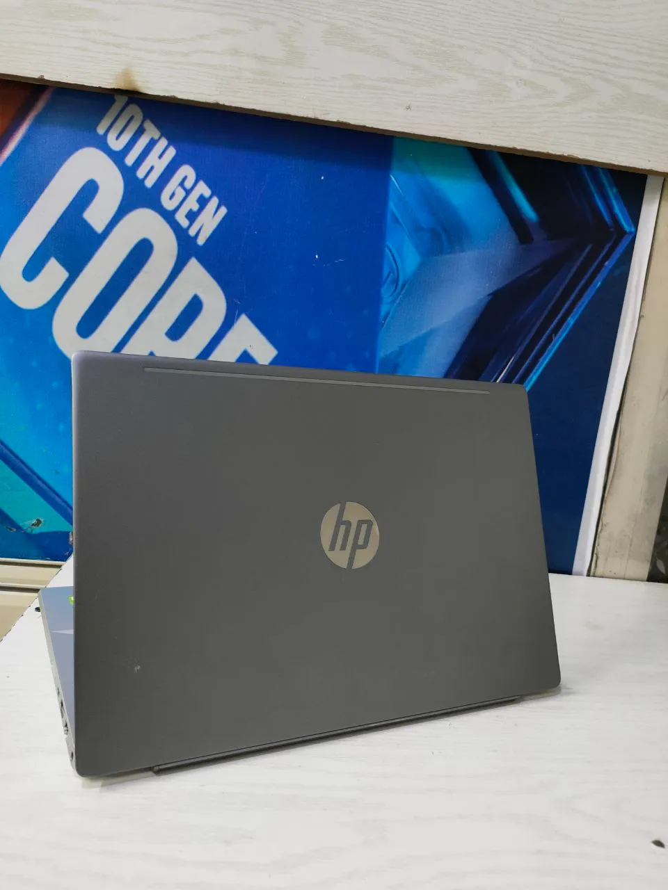 HP Pavilion 14 i5 8GB Laptop – photo 3
