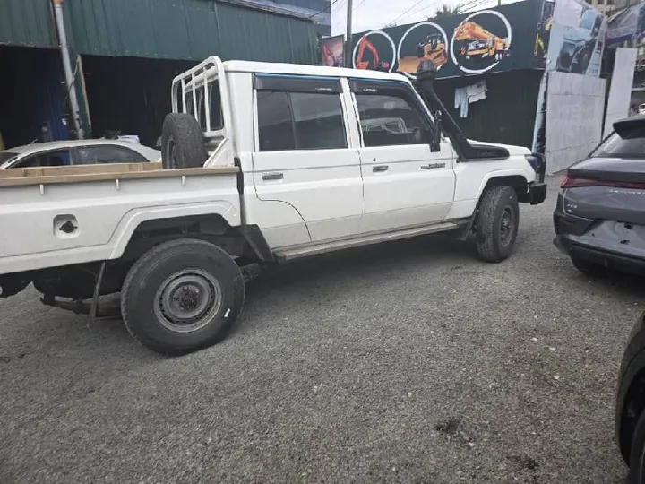 Toyota Land Cruiser Double Cab 2019 – photo 4