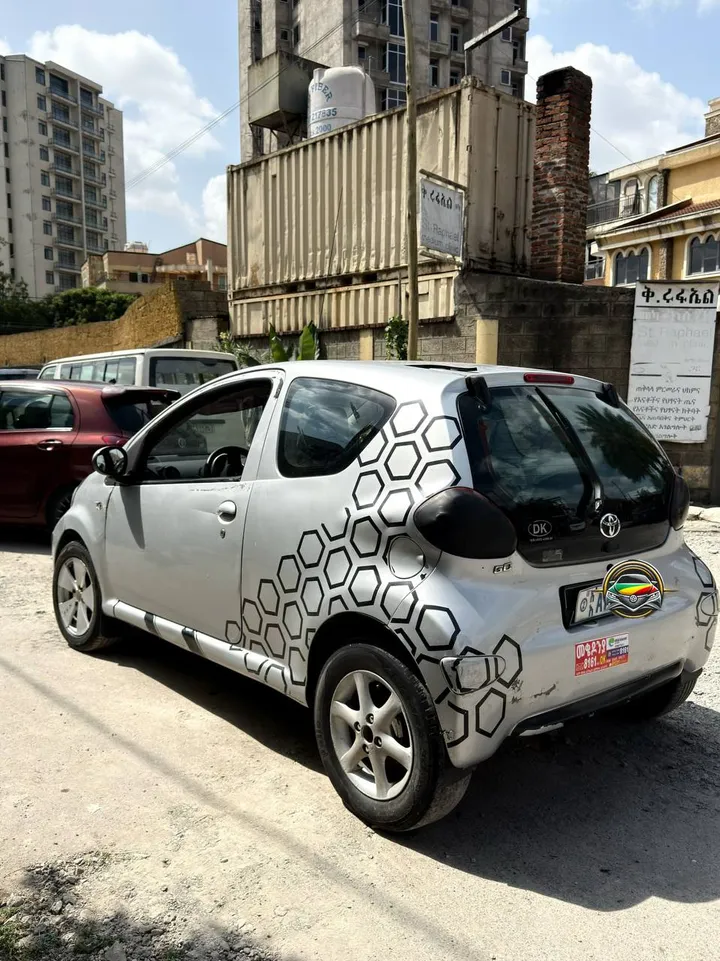 Toyota Aygo 2007 Manual – photo 7
