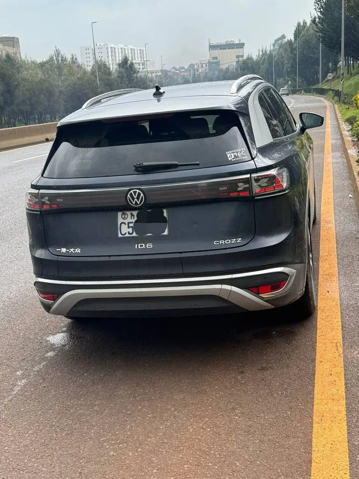Volkswagen ID6 Crozz Pro 2022 – photo 3