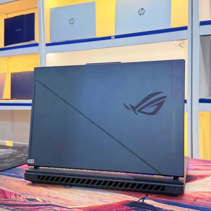 Asus ROG Strix i9 RTX 4060 Laptop – photo 6
