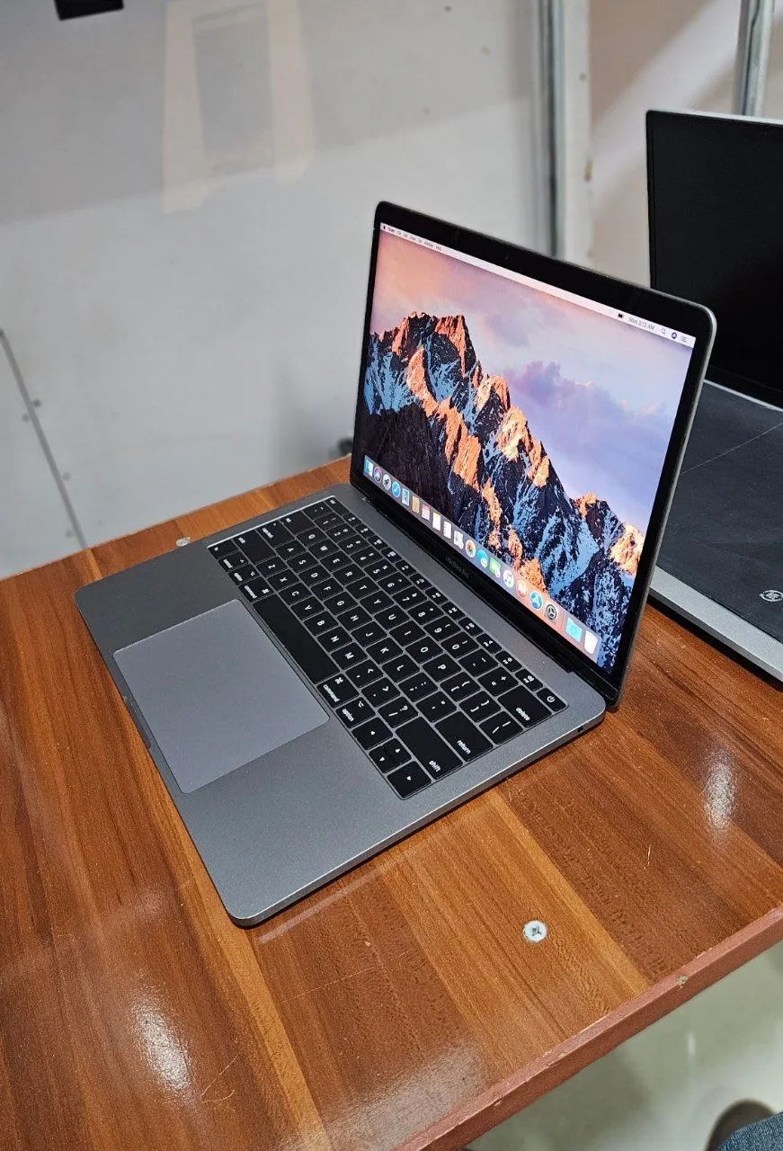 Apple MacBook Pro 2017 – photo 5