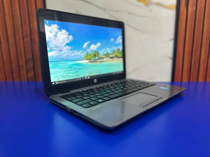 HP EliteBook G1 i5 Touch Laptop – photo 7
