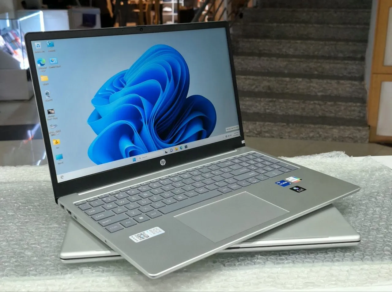 HP Notebook 15 i5 16GB 1TB – photo 3