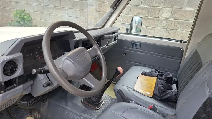 2003 Toyota Land Cruiser 1HZ – photo 3