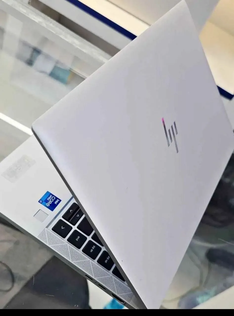 HP EliteBook 840 G8 Core i7 – photo 3