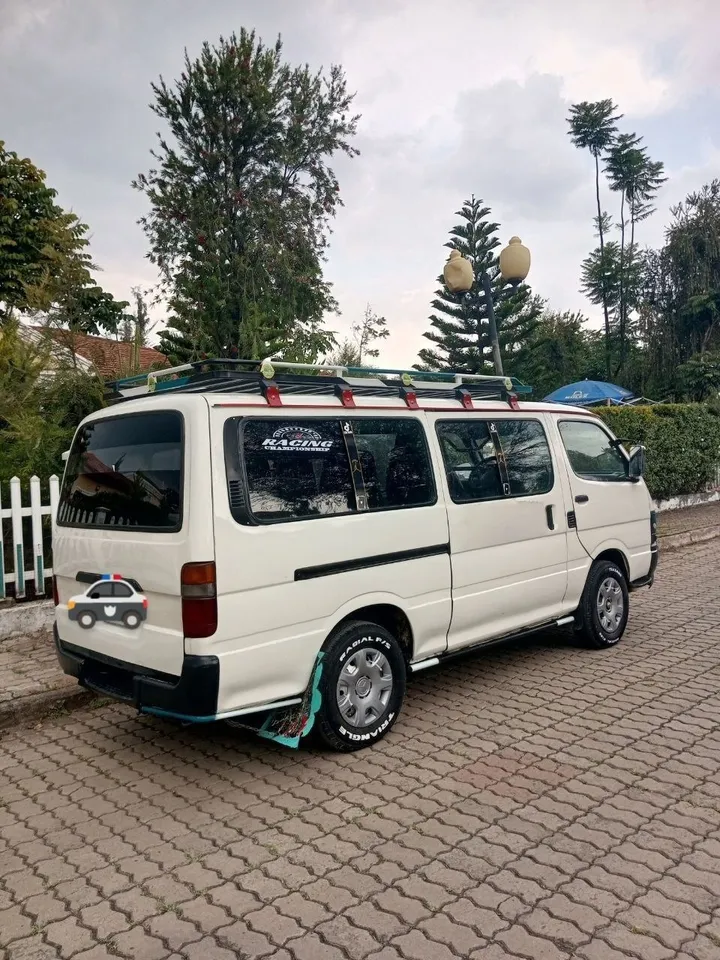 Toyota Hiace 2002 Diesel Manual – photo 8