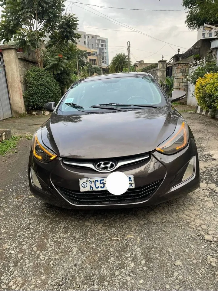 Hyundai Elantra 2016 1.6 Automatic – photo 4