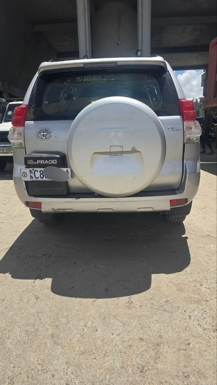 Toyota Landcruiser Prado 2014 – photo 6