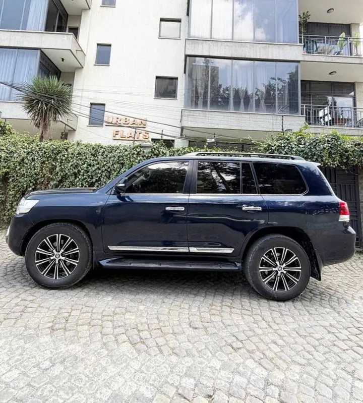 Toyota Land Cruiser VXR 2017 Diesel – photo 7