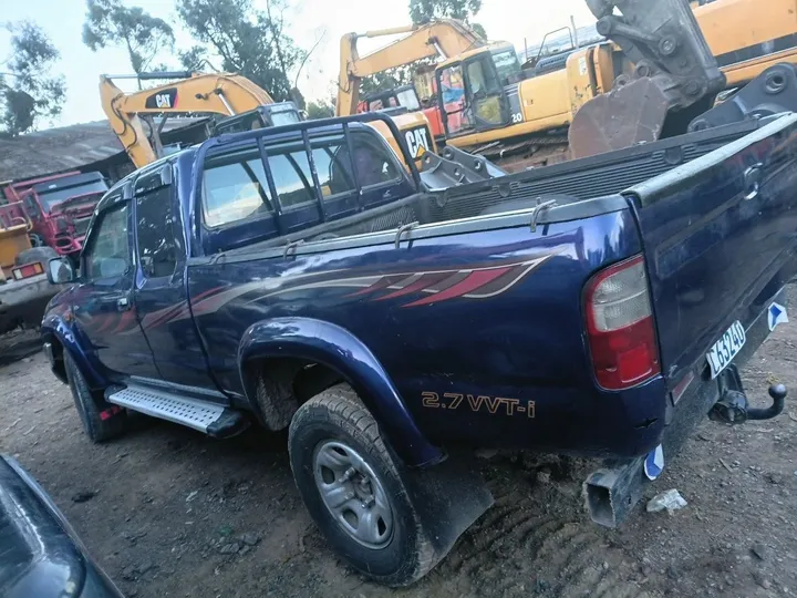 Toyota Hilux Extra-Cab 2004 – photo 5