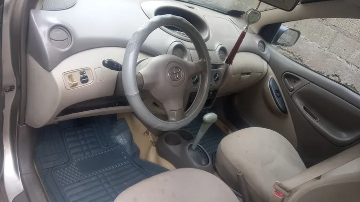 Toyota Platz 2004 1.0L Automatic – photo 7