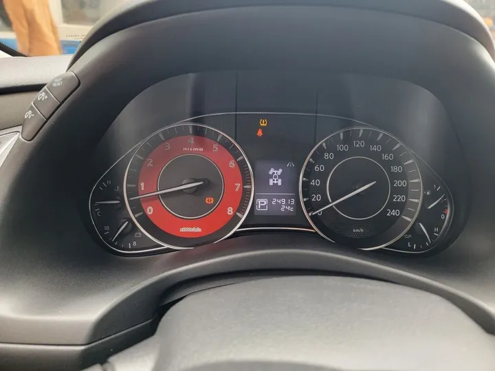 Nissan Patrol XEV6 2018 – photo 4