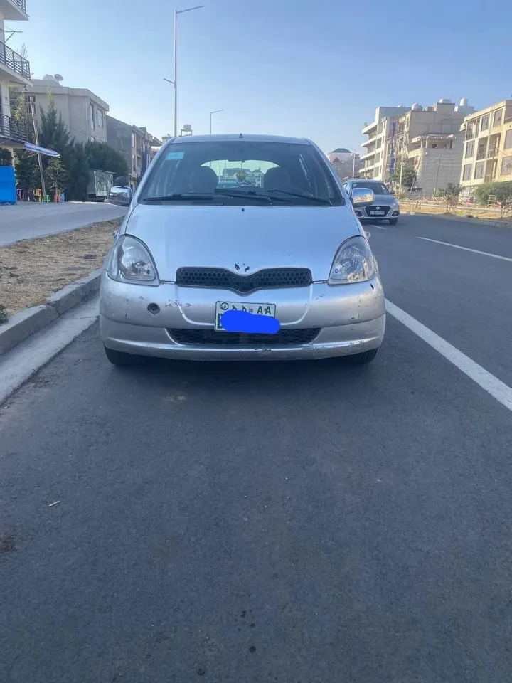 Toyota Vitz Yaris Manual 2001 – photo 3