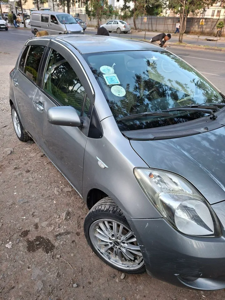 Toyota Yaris Compact 2007 Automatic – photo 5