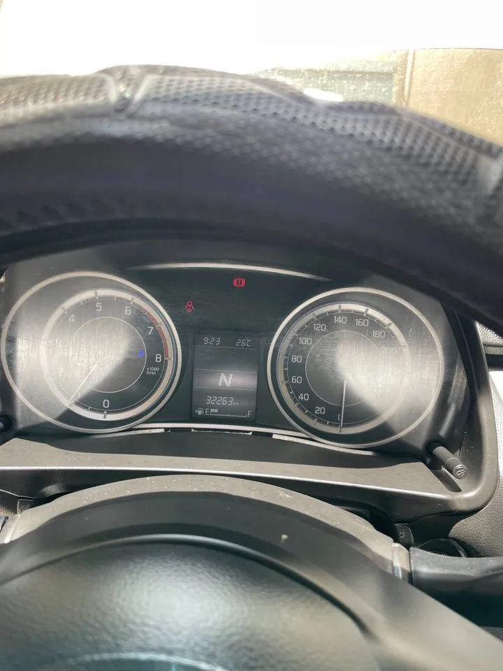 Suzuki Dzire 2022 Automatic – photo 3