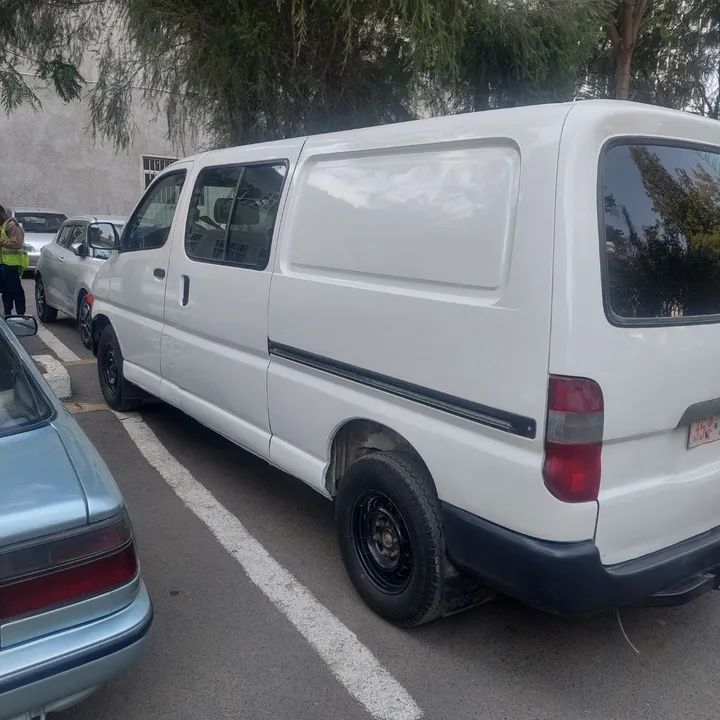 Toyota Dolfin 1998 Manual Petrol – photo 5