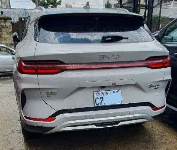 2025 BYD Song Plus EV SUV – photo 4