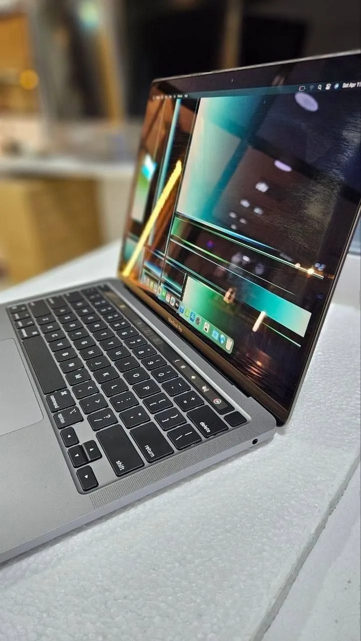 Apple MacBook Pro M2 13 inch 2022 – photo 5