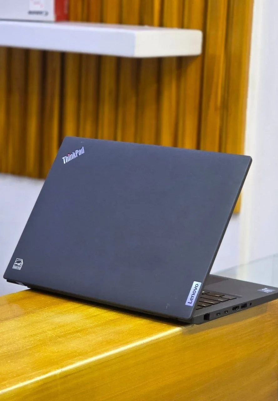 Lenovo Thinkpad T14 Gen 4 – photo 3