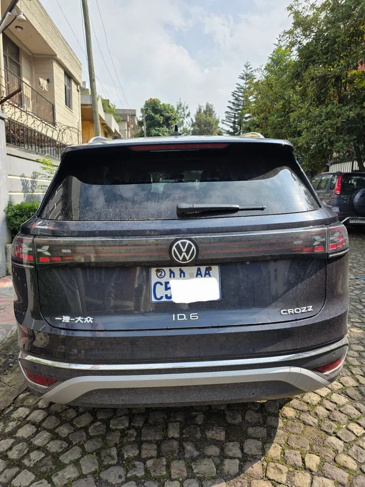 Volkswagen ID.6 Crozz Pro 2023 – photo 4