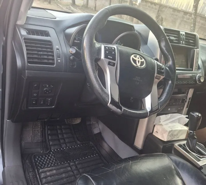 Toyota Landcruiser Prado 2012 Diesel – photo 6