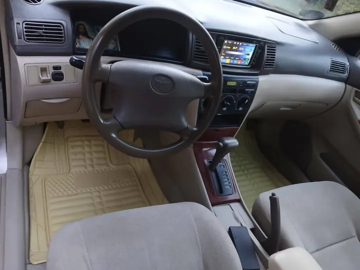 Toyota Corolla 2003 Automatic – photo 3