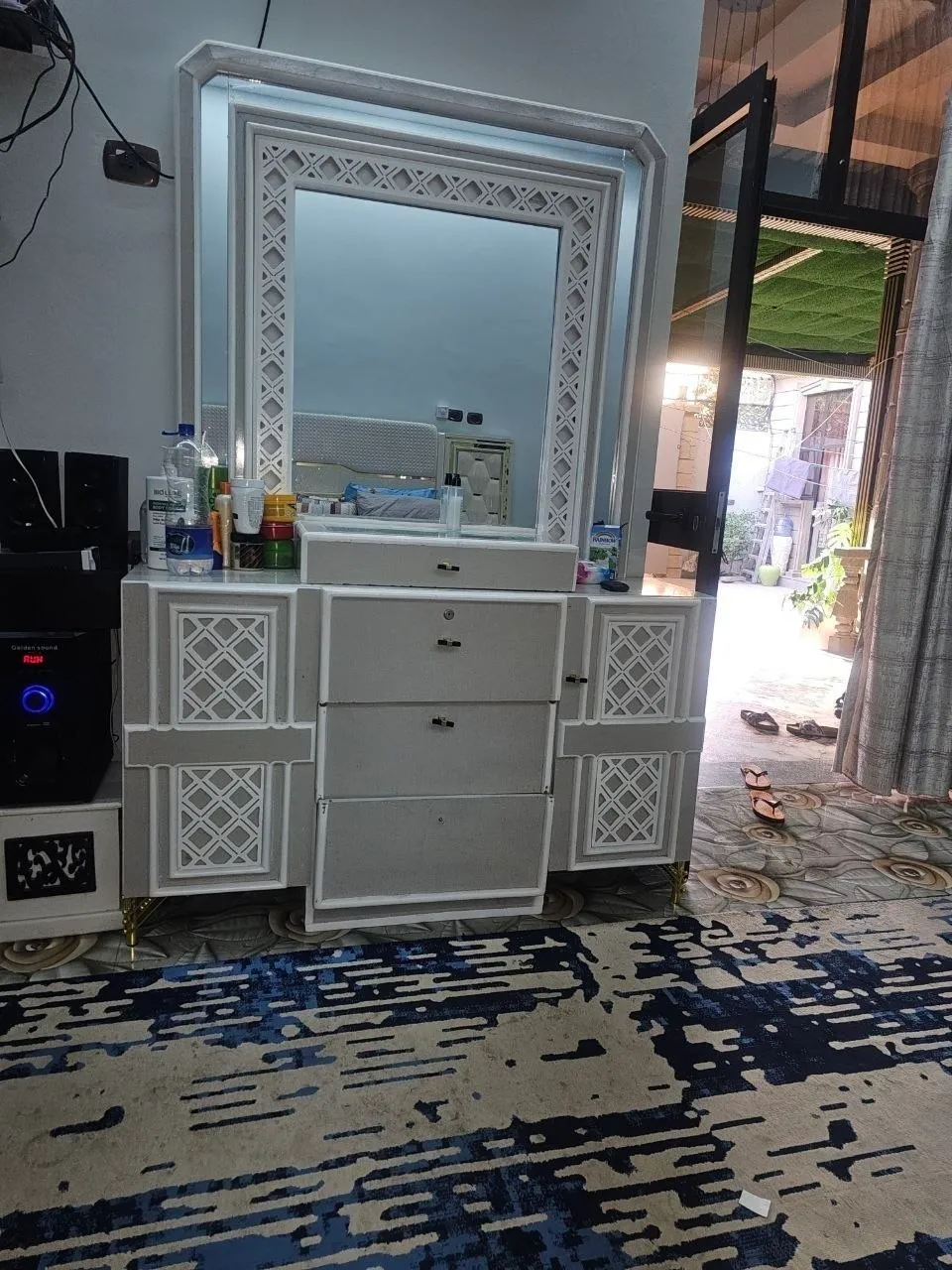 ቆንጆ የሶፋ ጠረፔዛ – photo 4