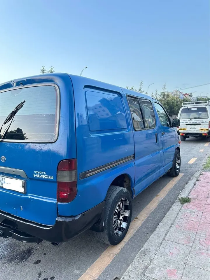 Toyota Dolphine Half Van 1999 – photo 4