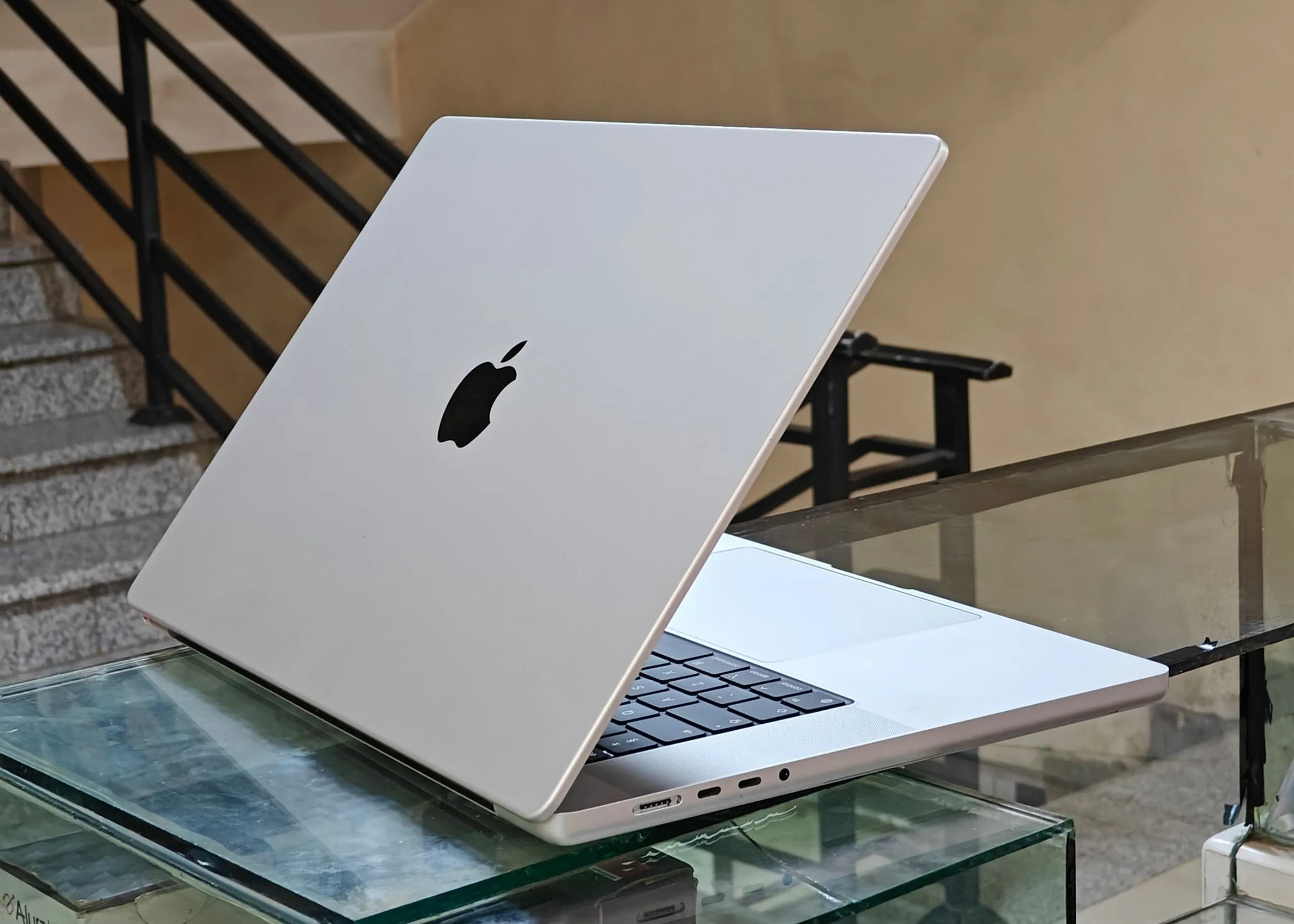Apple MacBook Pro 16-inch M1 Pro – photo 3