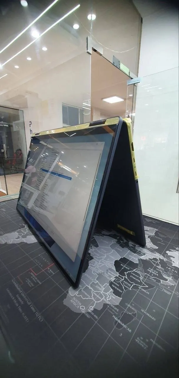 Lenovo Yoga 7 2-in-1 Laptop – photo 3