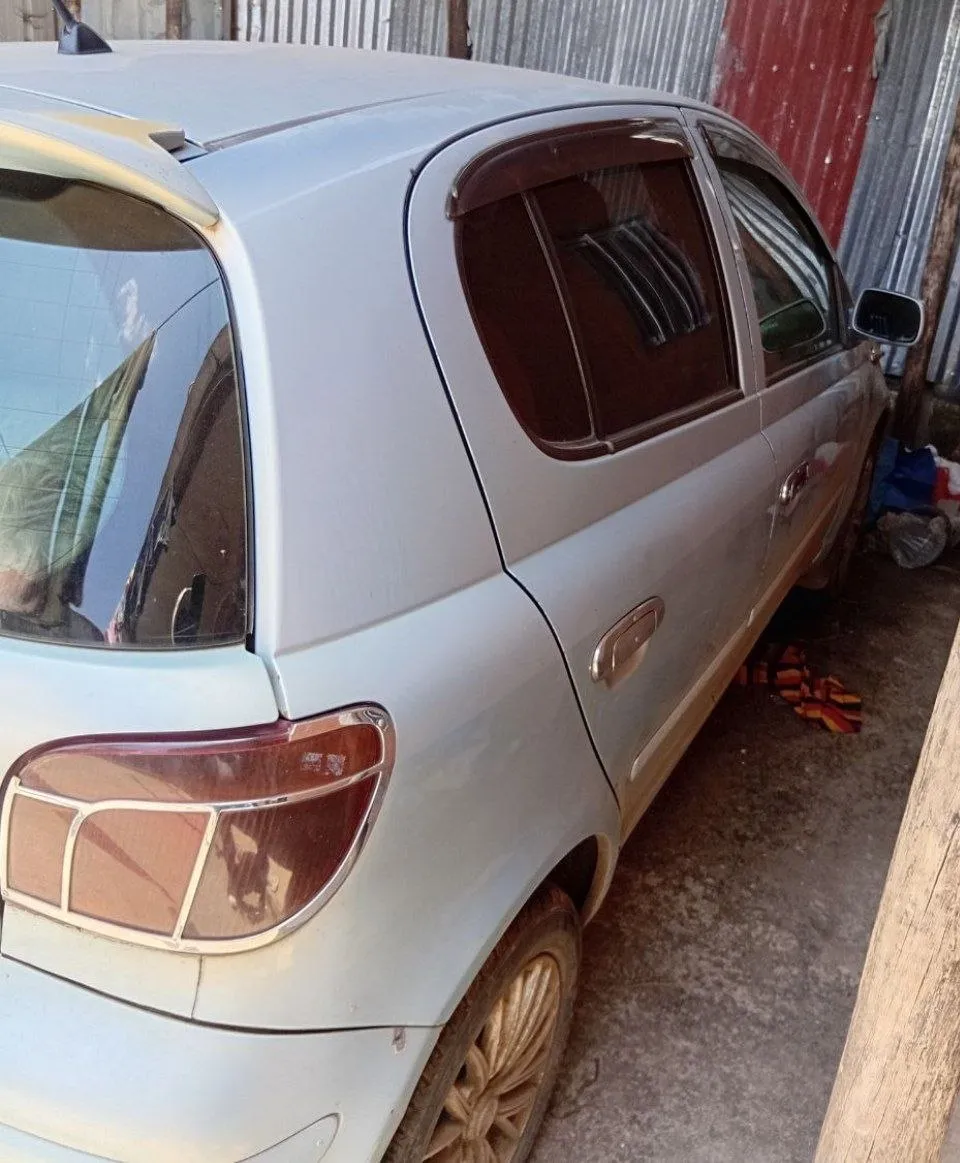 Toyota Vitz 2004 Automatic – photo 5