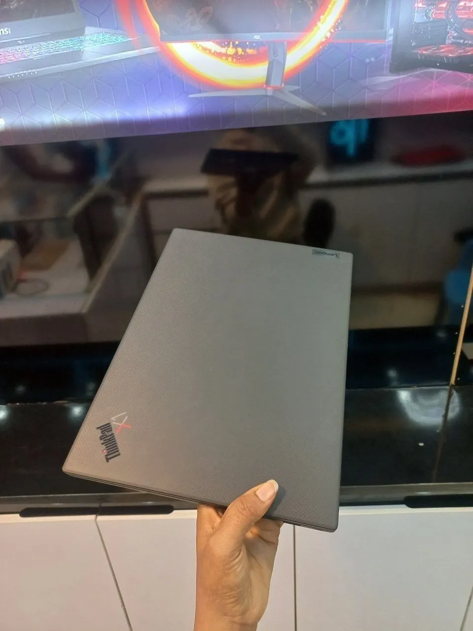 Lenovo ThinkPad X1 Carbon Gen 10 – photo 3