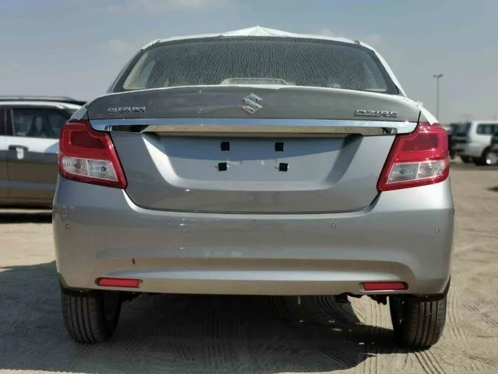 Suzuki Dzire 2022 Automatic – photo 3