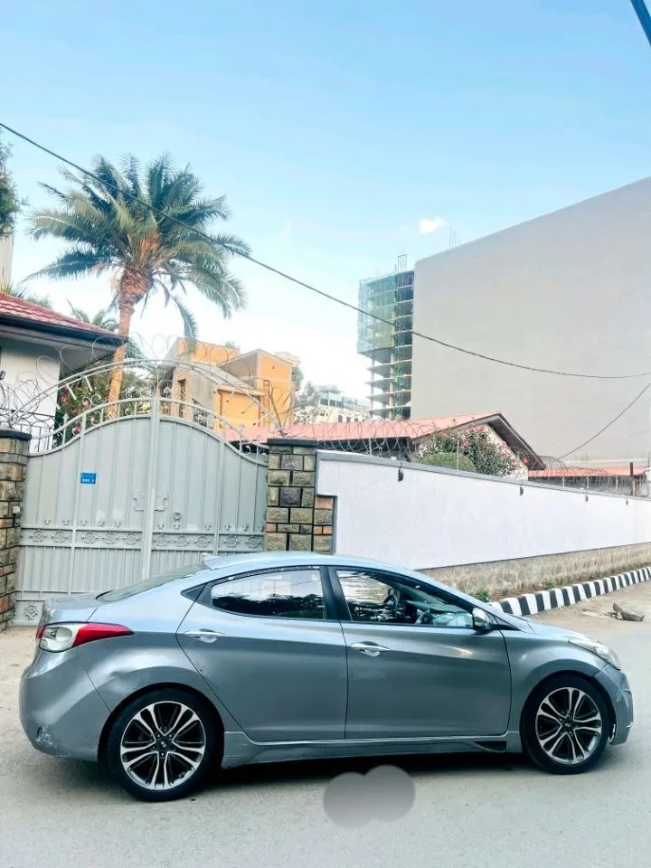 Hyundai Avante 2012 GDI Automatic – photo 6