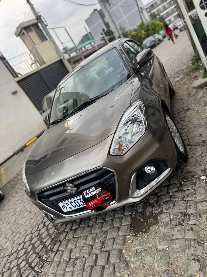 Suzuki Dzire 2022 Automatic – photo 5