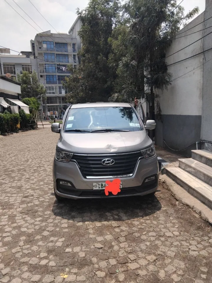Hyundai Starex 2020 Van – photo 3