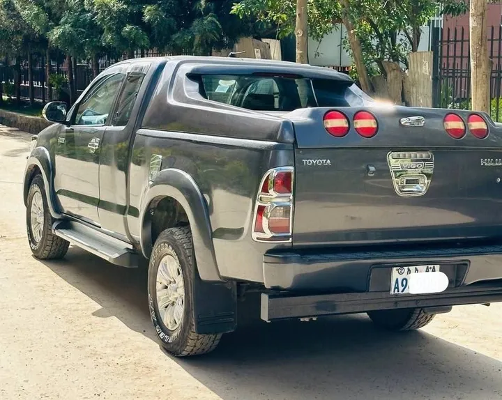 Toyota Hilux Vigo 2014 Manual – photo 6