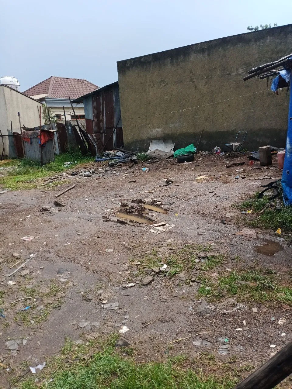 400 Sqm Land with Demolishable House Meri – photo 4