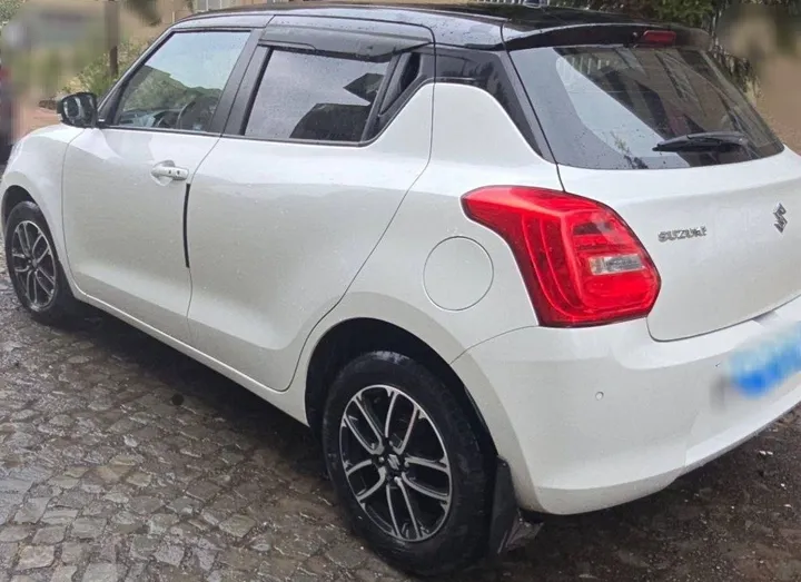 Suzuki Swift 2022 Automatic – photo 3