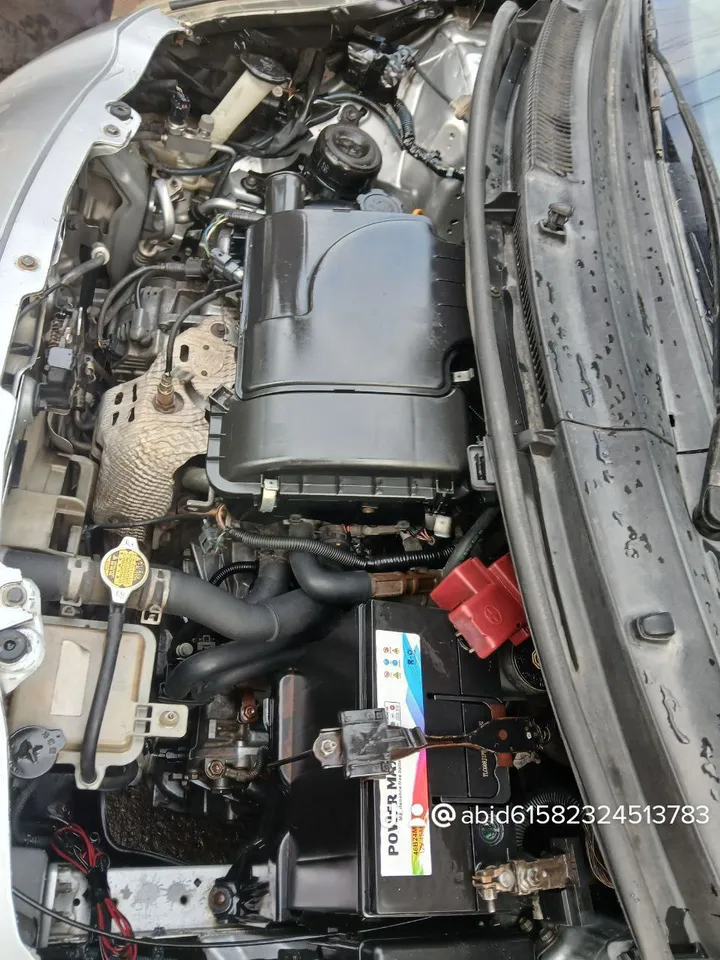 Toyota Yaris Compact 2010 Automatic – photo 5
