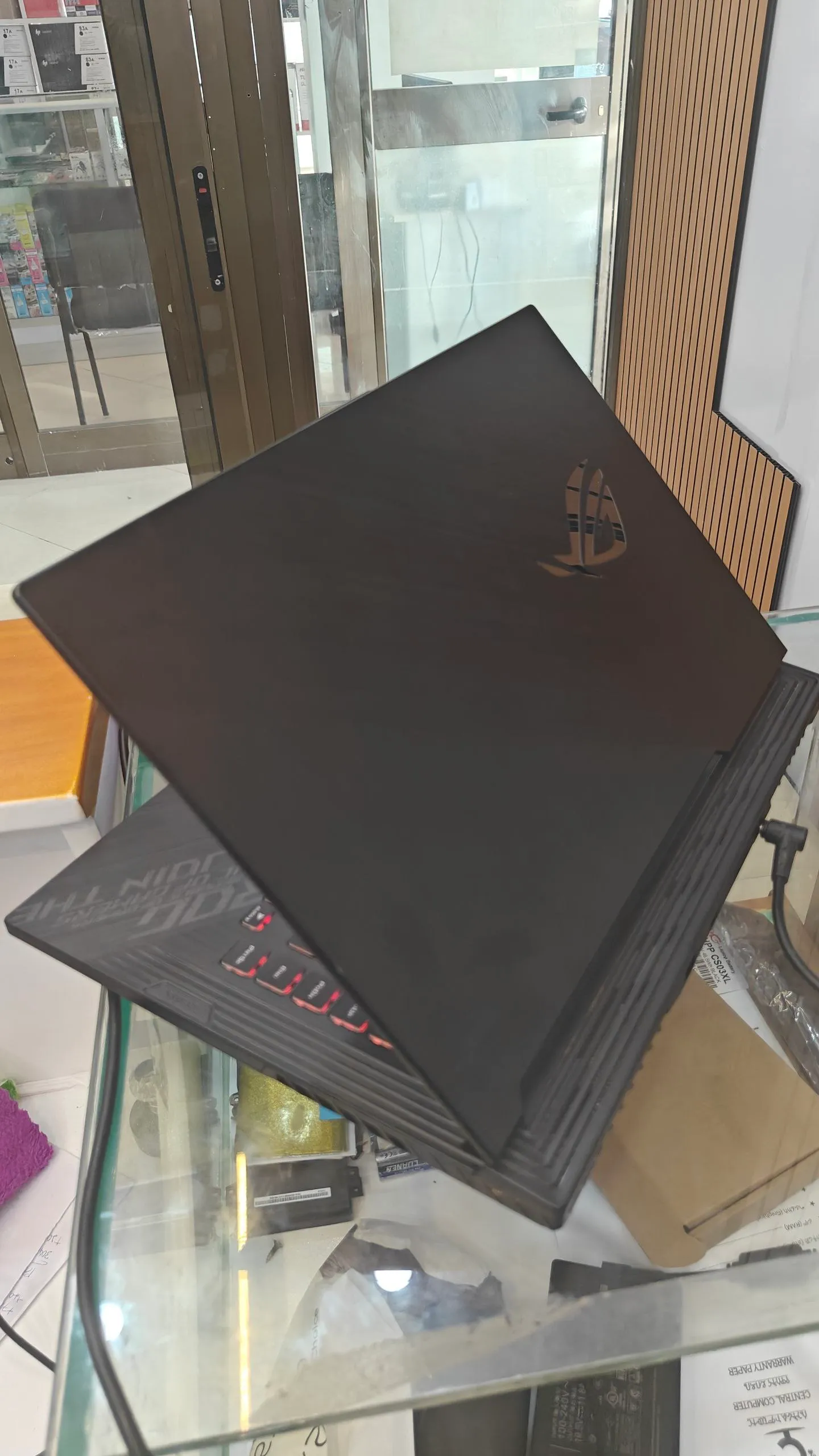 Asus ROG Strix i7 RTX 2060 Laptop – photo 5