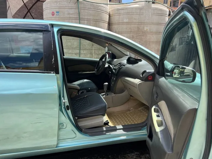 Toyota Yaris Sedan 2008 Automatic – photo 6