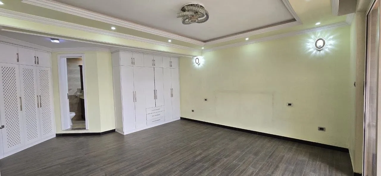 New 4-Bedroom Villa in Ayat – photo 4